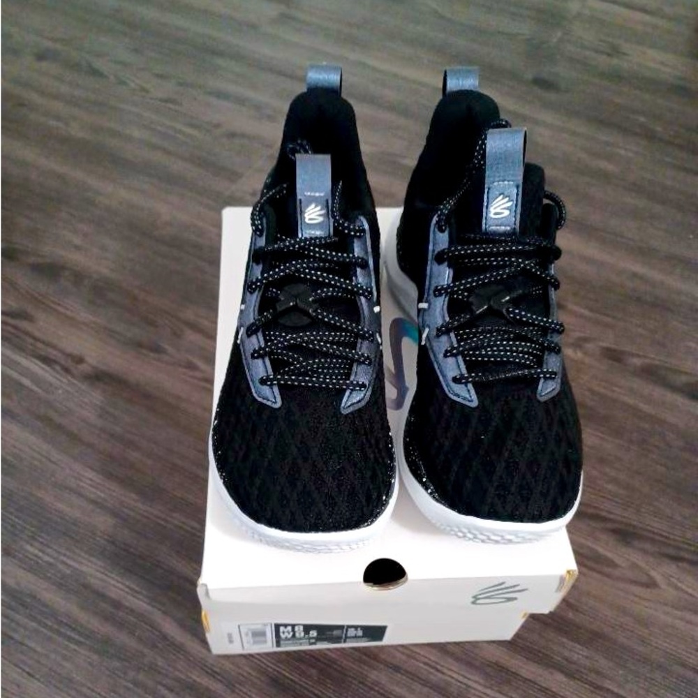 Curry 10 men’s size 8